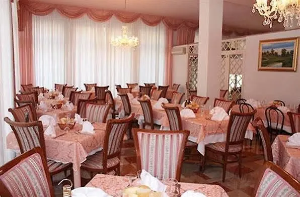 ***  Hotel Reve Cattolica Włochy
